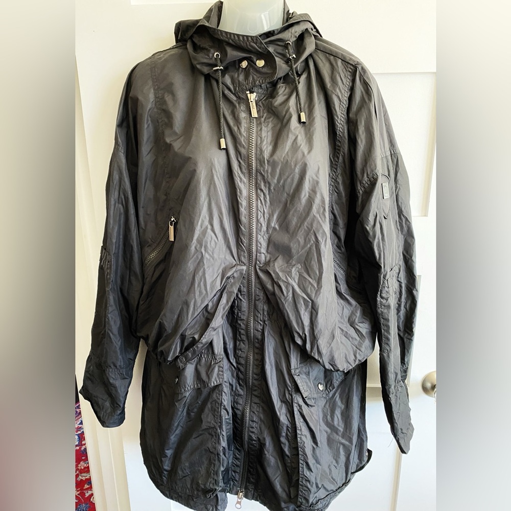 ADD Italy Black Sz 8 Oversized Nylon women’s Jacket Coat. Great condition!